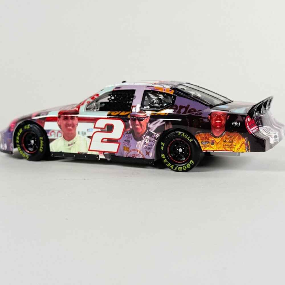 Action Rusty Wallace #2 Milestones 2005 Charger 1:24 Stock Car Nascar